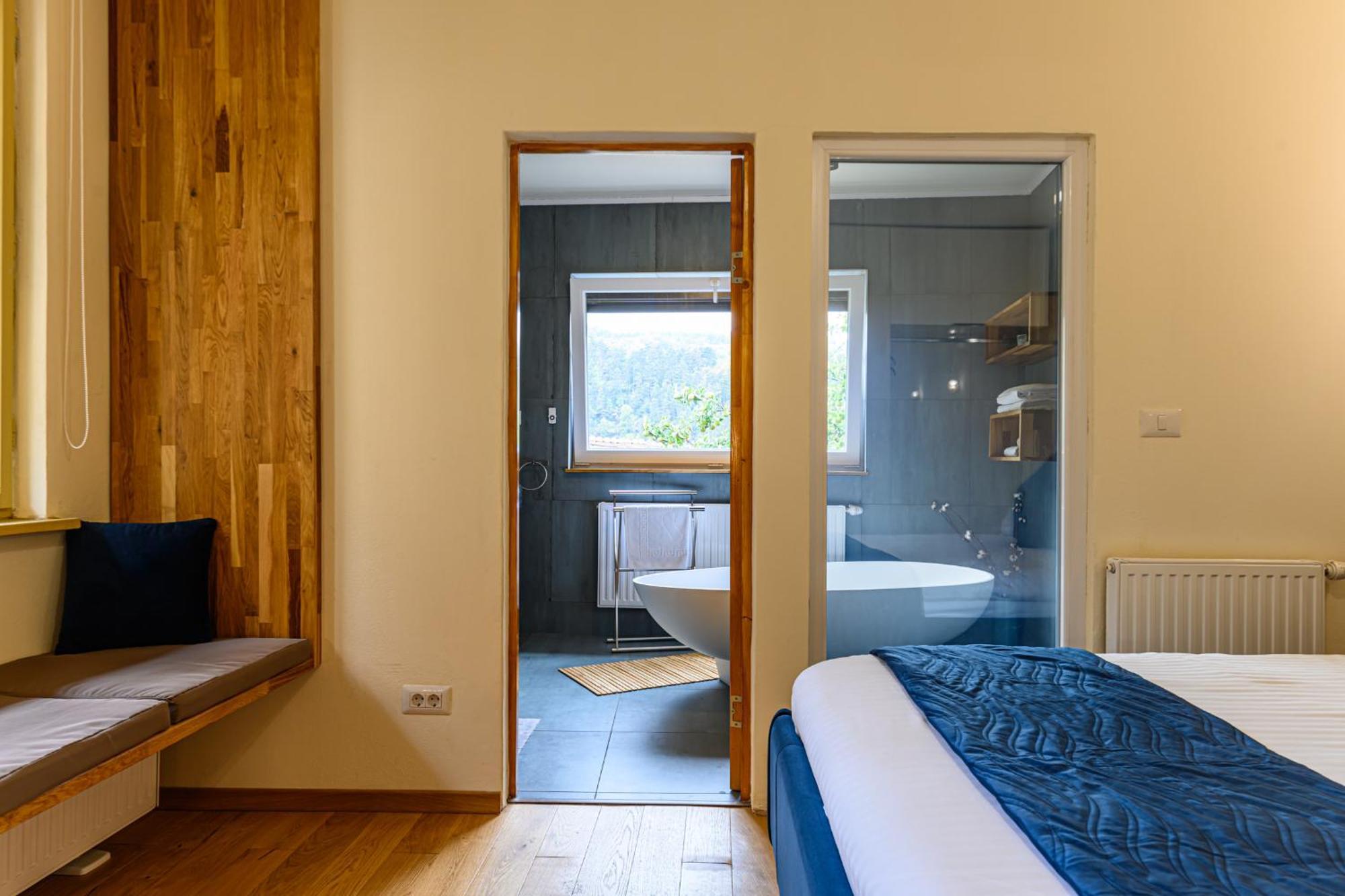 Lagom - Hot Tub Hideout Brasov Exterior photo